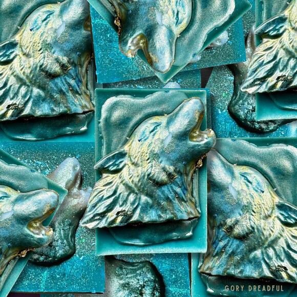 Werewolf's Embrace Wax Melt Bar: Maple Honey Vanilla Bourbon Scent - Picture 1 of 10